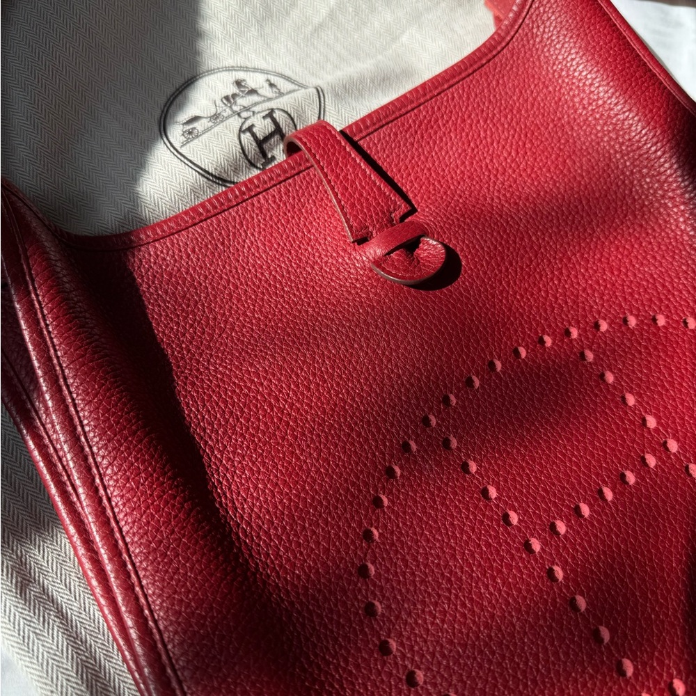 Hermès
Clemence Evelyne I|| 33